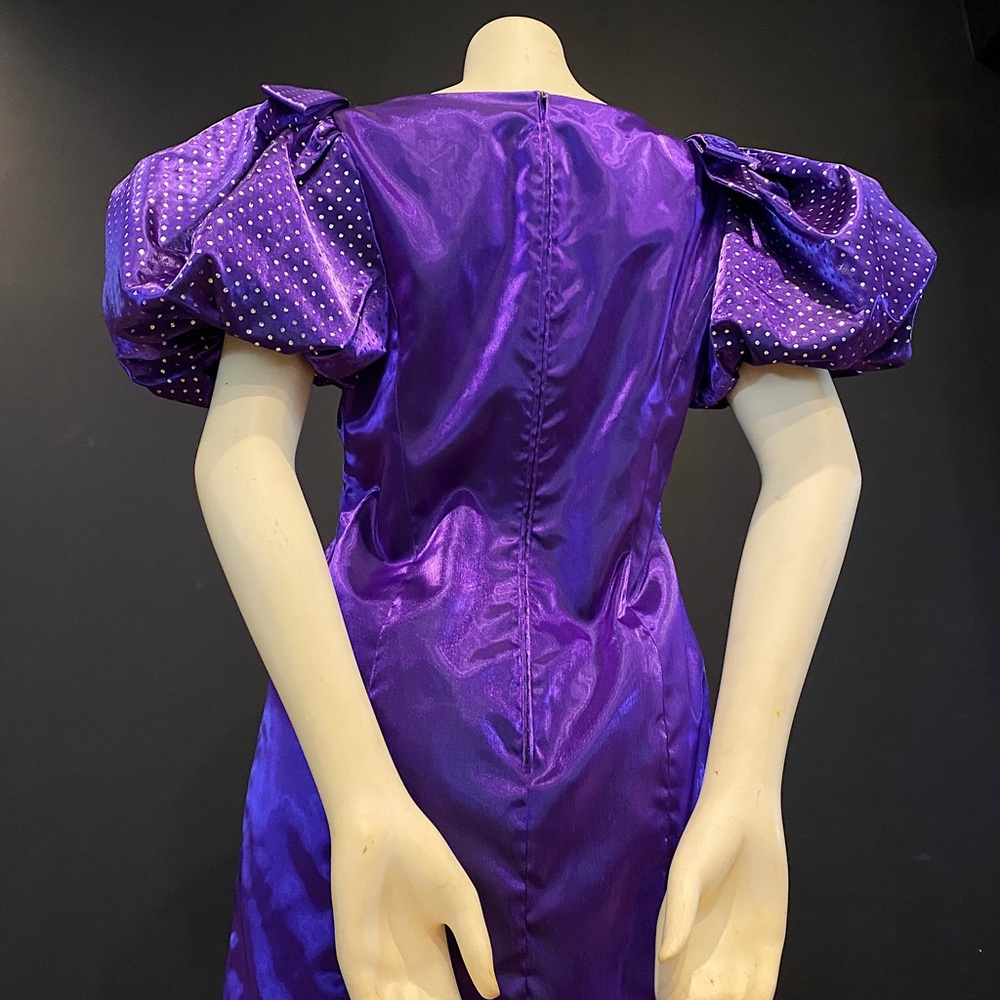 AMAZING Vintage Royal Purple Iridescent Statement Puff Sleeve Midi Dress - Picture 8 of 11